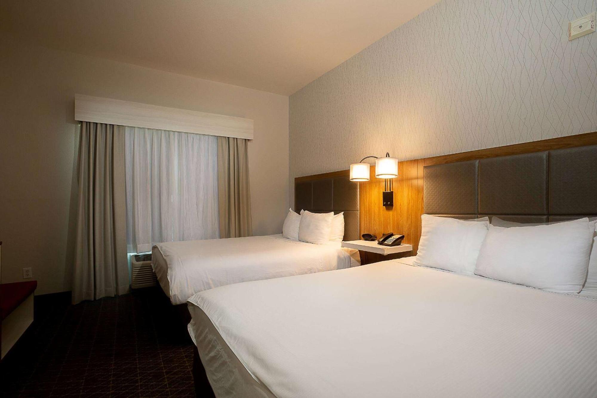 Hawthorn Suites by Wyndham-Oakland/Alameda Bagian luar foto